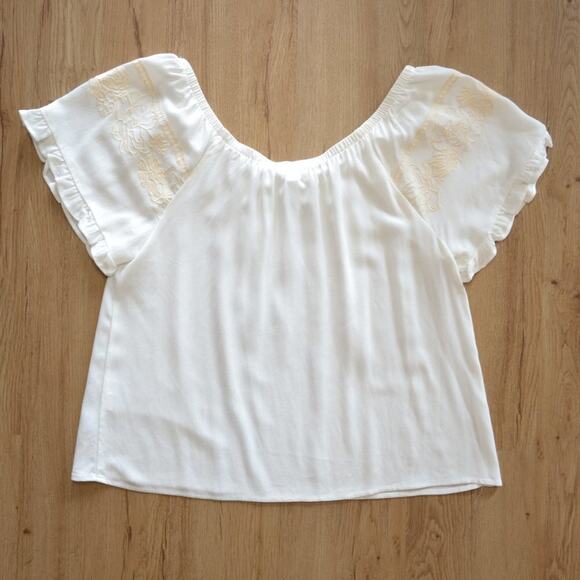 Eyeshadow Blouse Size Large White - Picture 3 of 3